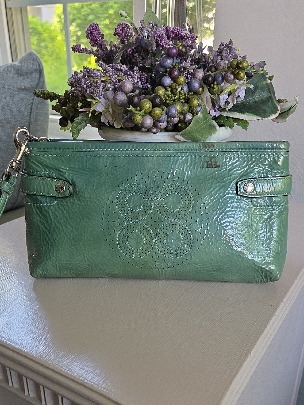 COACH Green Leather Op Art Wristlet Clutch